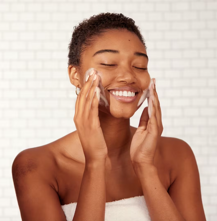 Kylie Cosmetics Foaming Face Wash - 5 fl oz / 149ml